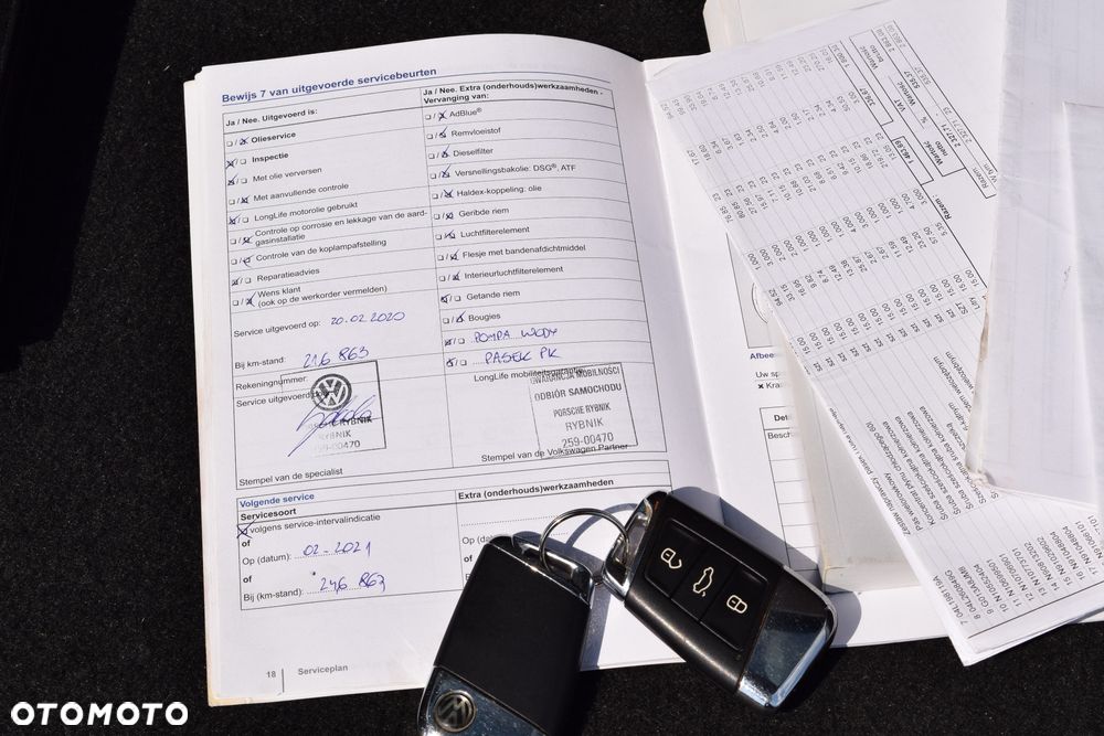 Volkswagen Passat 2.0 TDI (BlueMotion Technology) Highline - 25