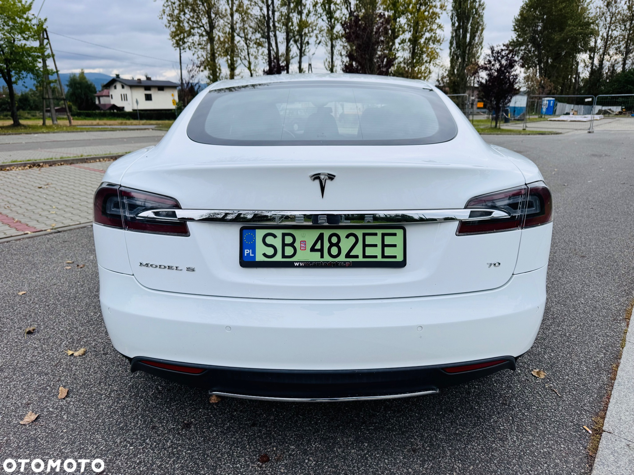 Tesla Model S Standard - 11