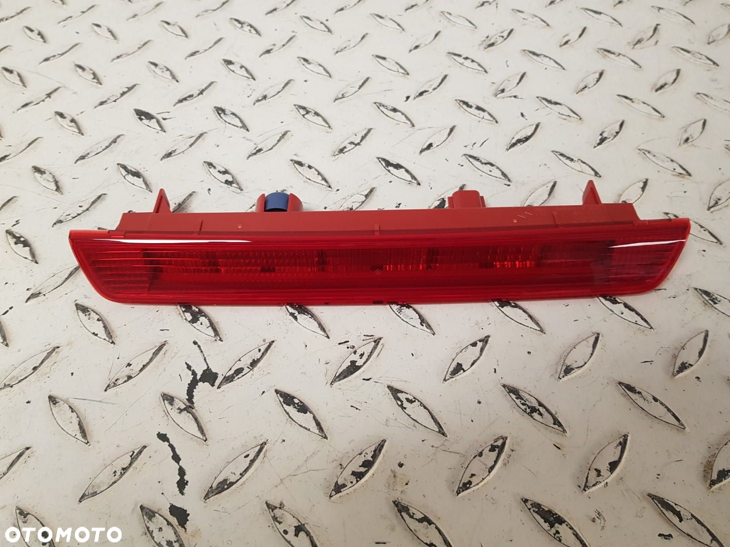 FABRYCZNIE NOWA ORYGINALNA LAMPA STOP SRODKOWA RENAULT KADJAR 15-24 265908549R - 2