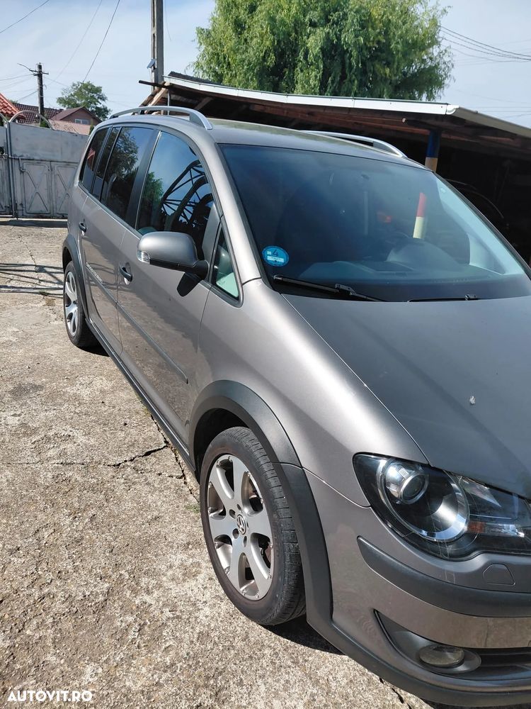 Volkswagen Touran Cross 1.4 TSI Aut - 7