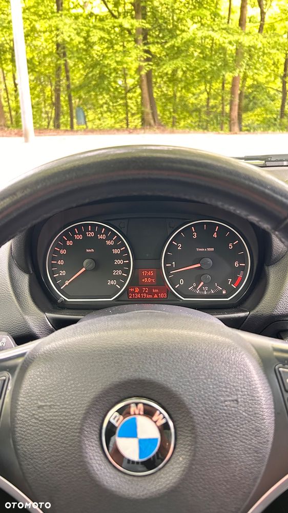 BMW Seria 1 116i - 11