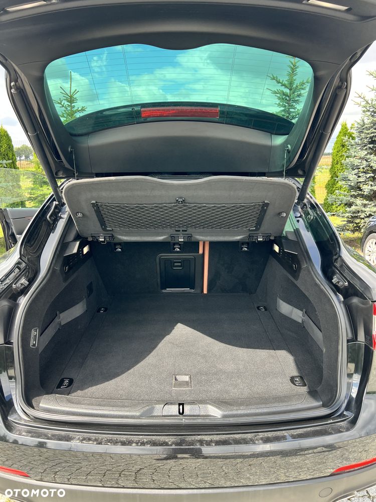 Maserati Levante S Essence - 11