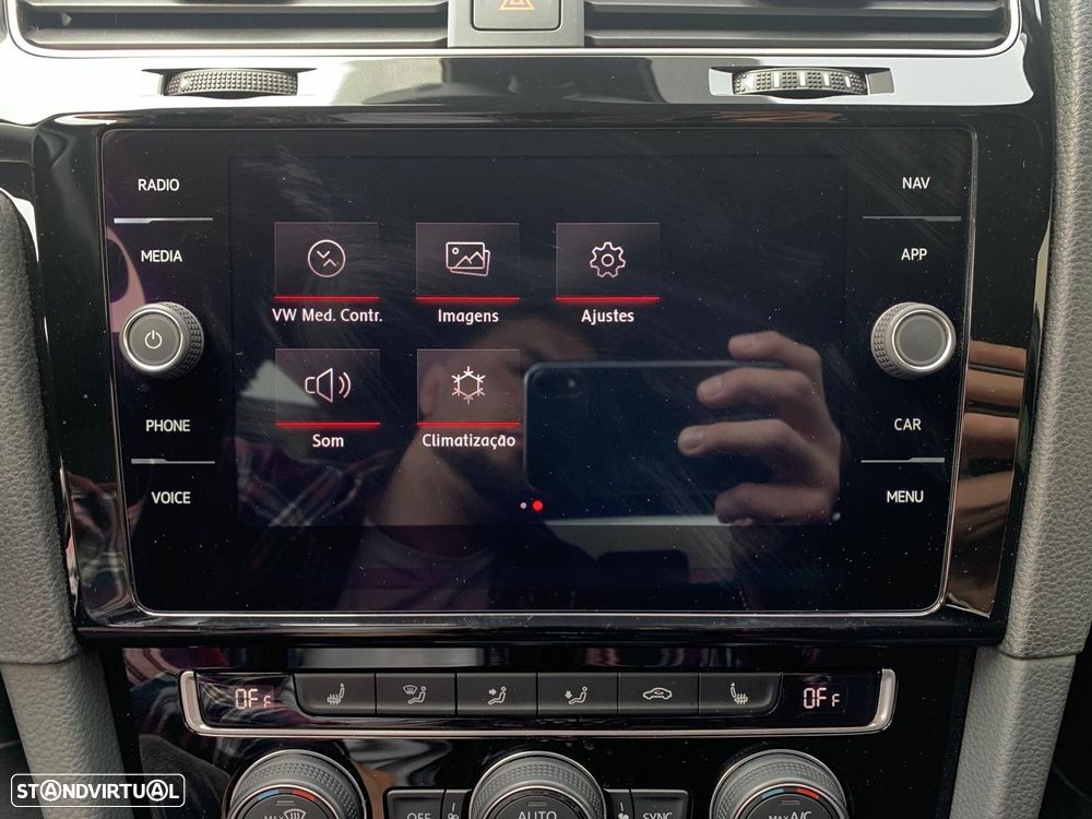 VW Golf 2.0 TSI GTI Performance - 28