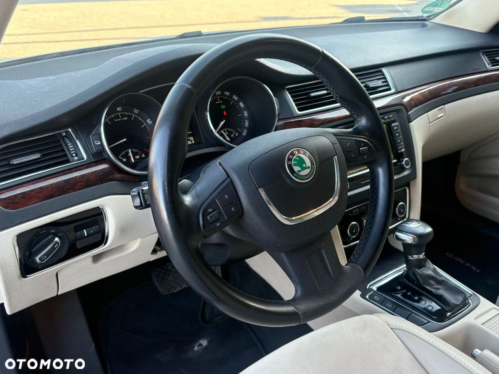 Skoda Superb 2.0 TSI DSG Elegance - 17