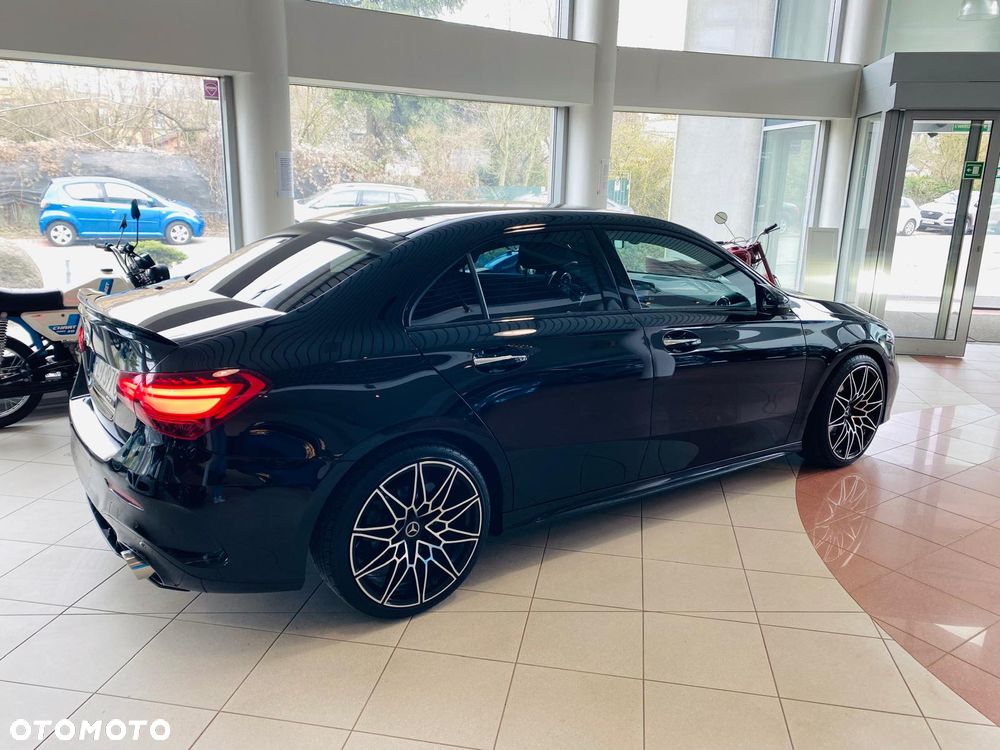 Mercedes-Benz Klasa A 200 d AMG Line 8G-DCT - 7