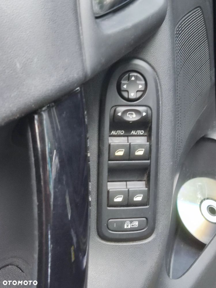 Citroën C3 Pure Tech (VTi) 82 Exclusive - 21