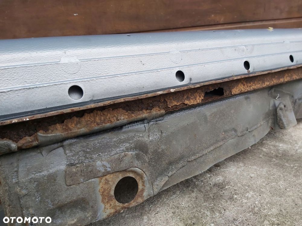 Toyota Corolla E12 5d próg prawy bok poszycie progu - 6