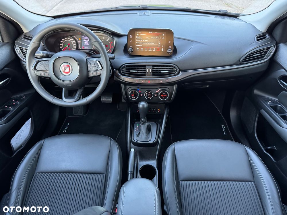 Fiat Tipo 1.6 MultiJet DCT Lounge - 19