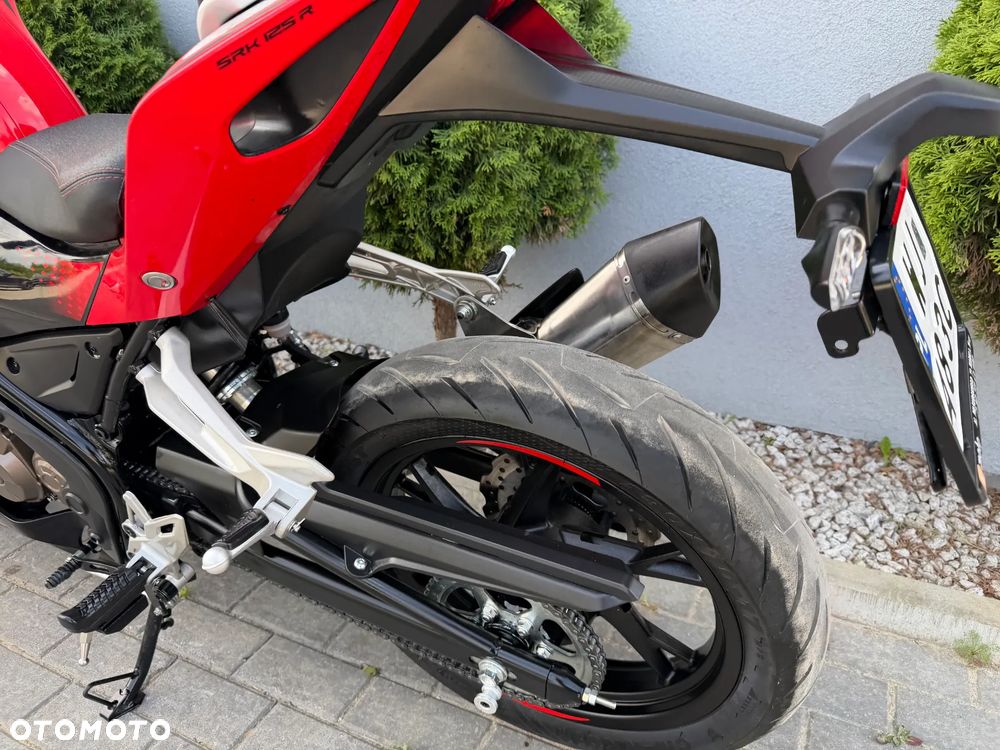 QJMOTOR SRK 125R - 28