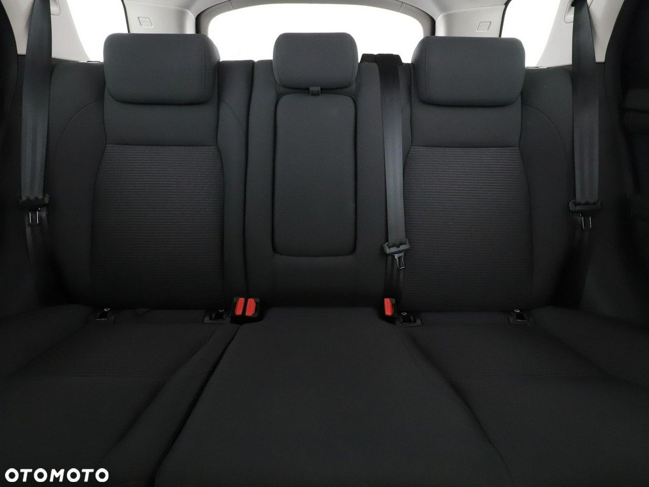 Land Rover Discovery Sport 2.0 TD4 Pure - 18