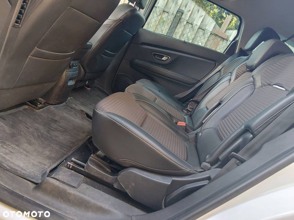 Renault Scenic 1.3 TCe FAP Intens - 7