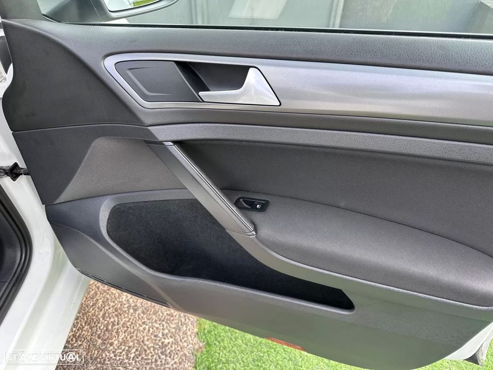 VW Golf Variant 1.6 TDi Highline - 50