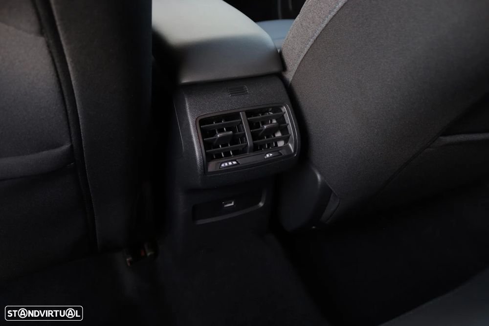 Citroën C4 1.2 PureTech Plus - 53