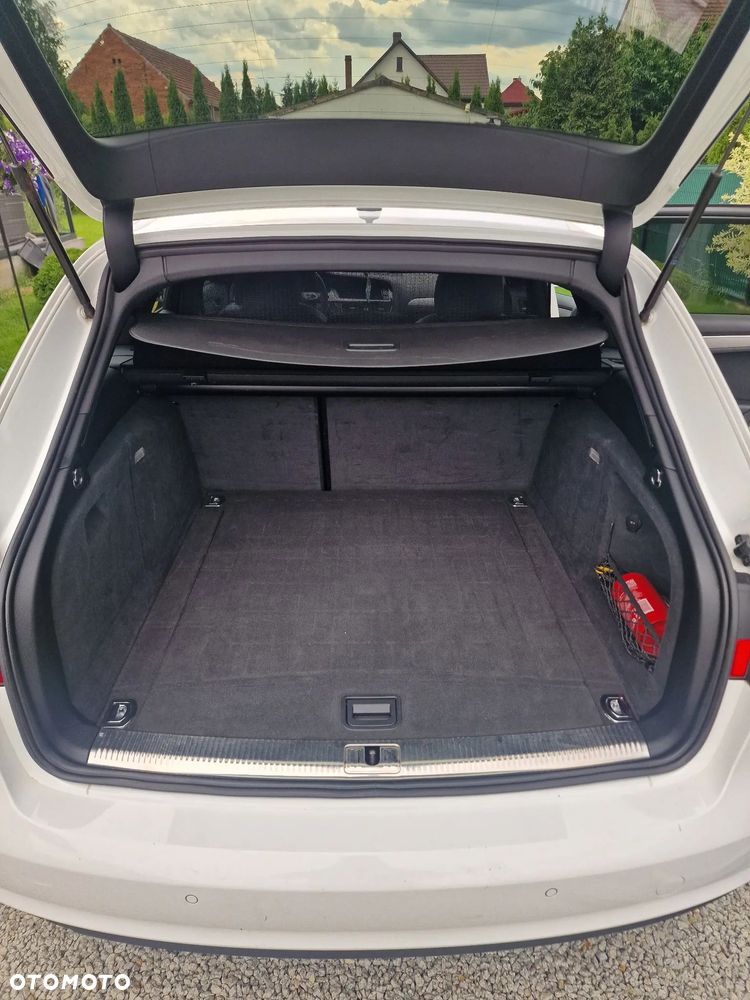 Audi A4 Avant 2.0 TDI Quattro - 10