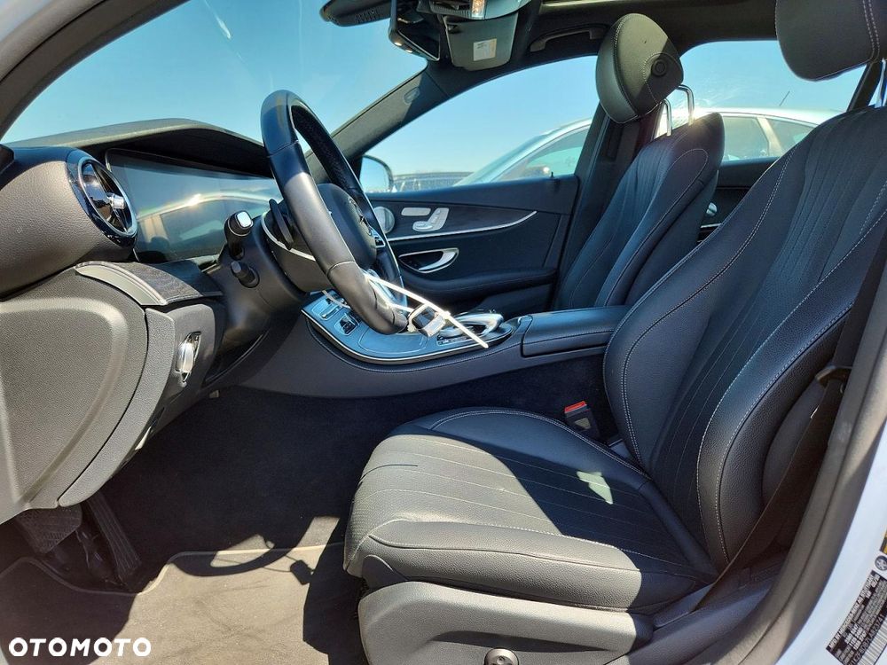 Mercedes-Benz Klasa E - 7