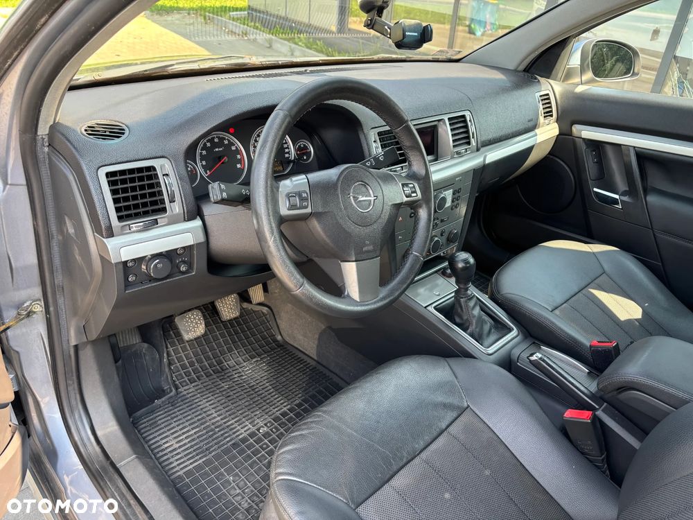 Opel Vectra 1.8 - 10