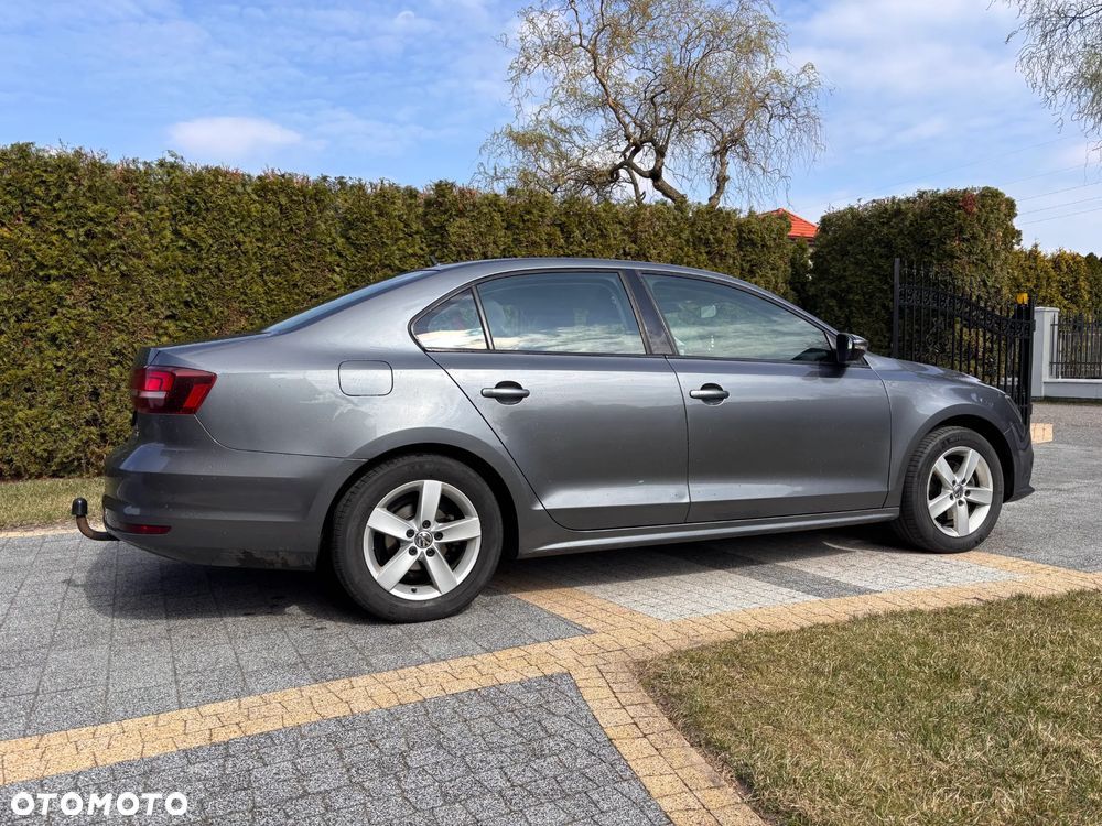 Volkswagen Jetta 1.4 TSI BMT Comfortline - 5