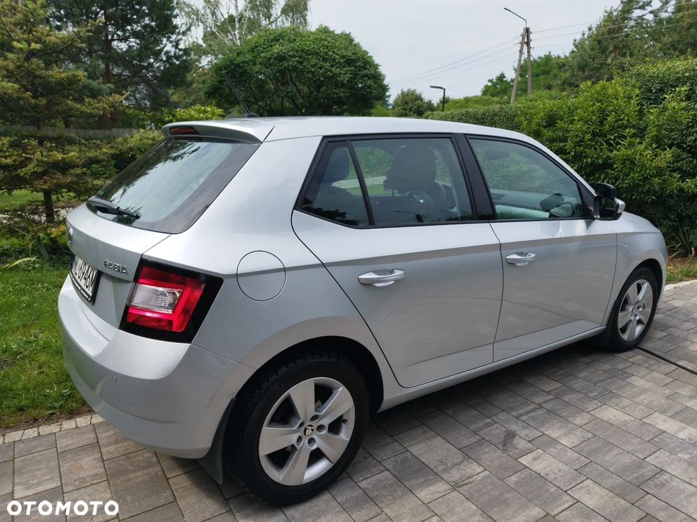 Skoda Fabia 1.0 TSI Drive DSG - 4