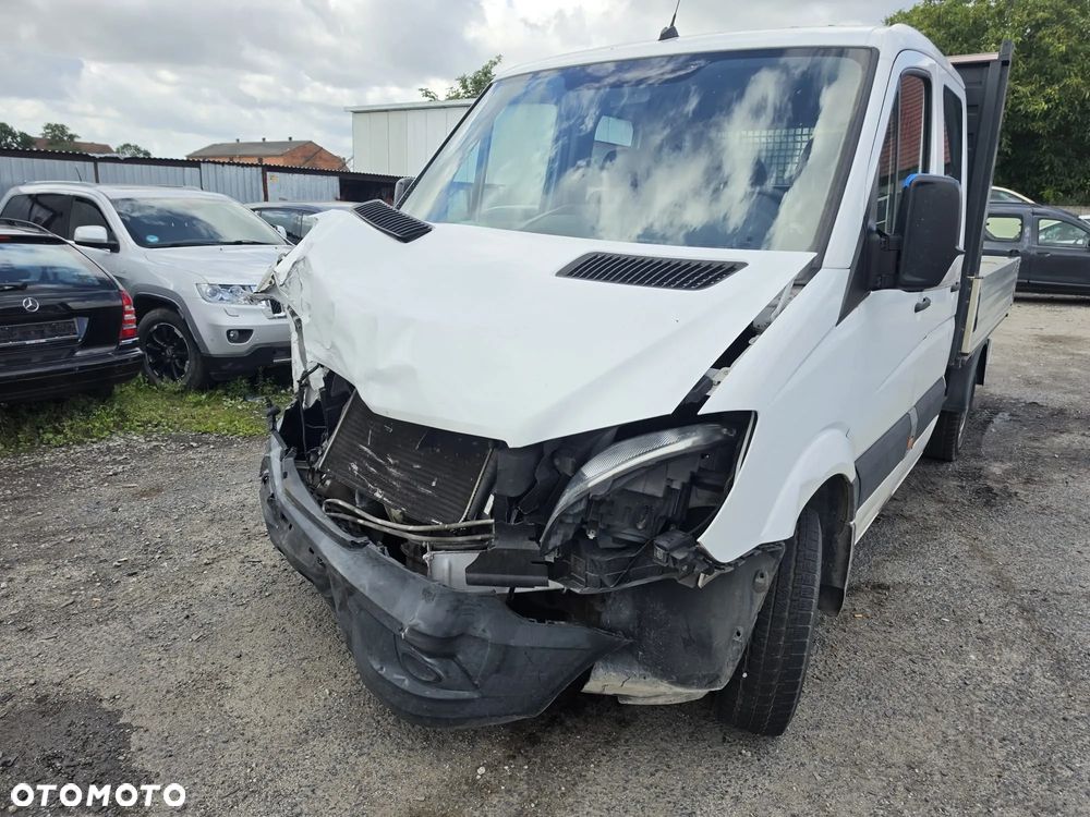 Mercedes-Benz Sprinter - 28
