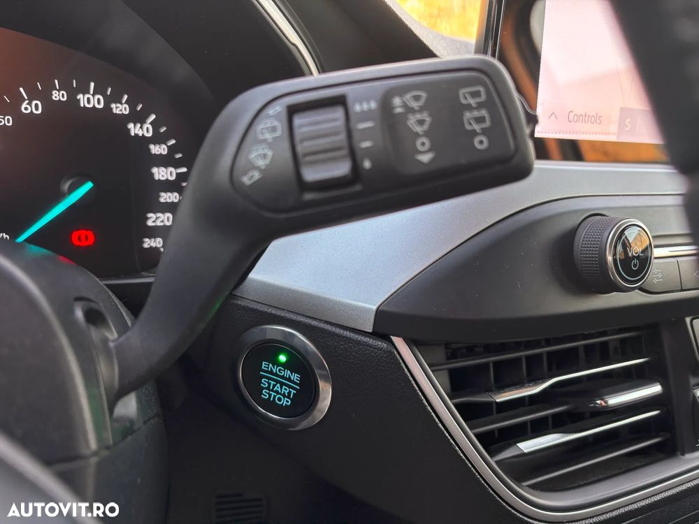 Ford Focus 1.0 EcoBoost MHEV Titanium - 15