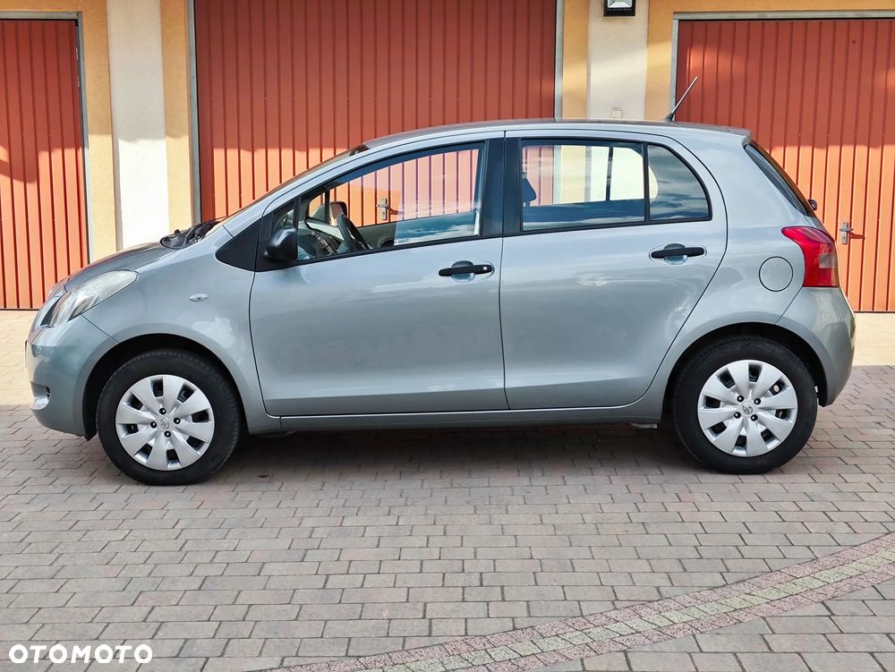 Toyota Yaris 1.0 VVT-i Sol - 9