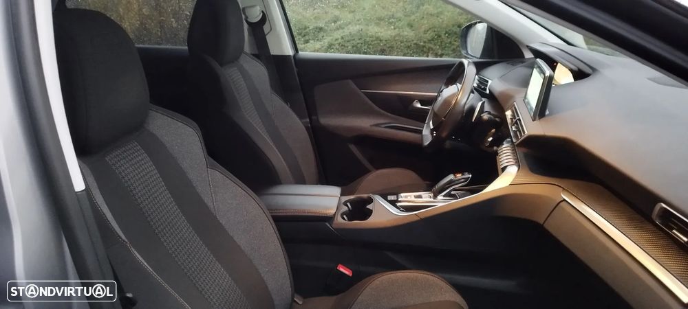 Peugeot 3008 BlueHDi 130 Stop & Start EAT8 Allure - 21