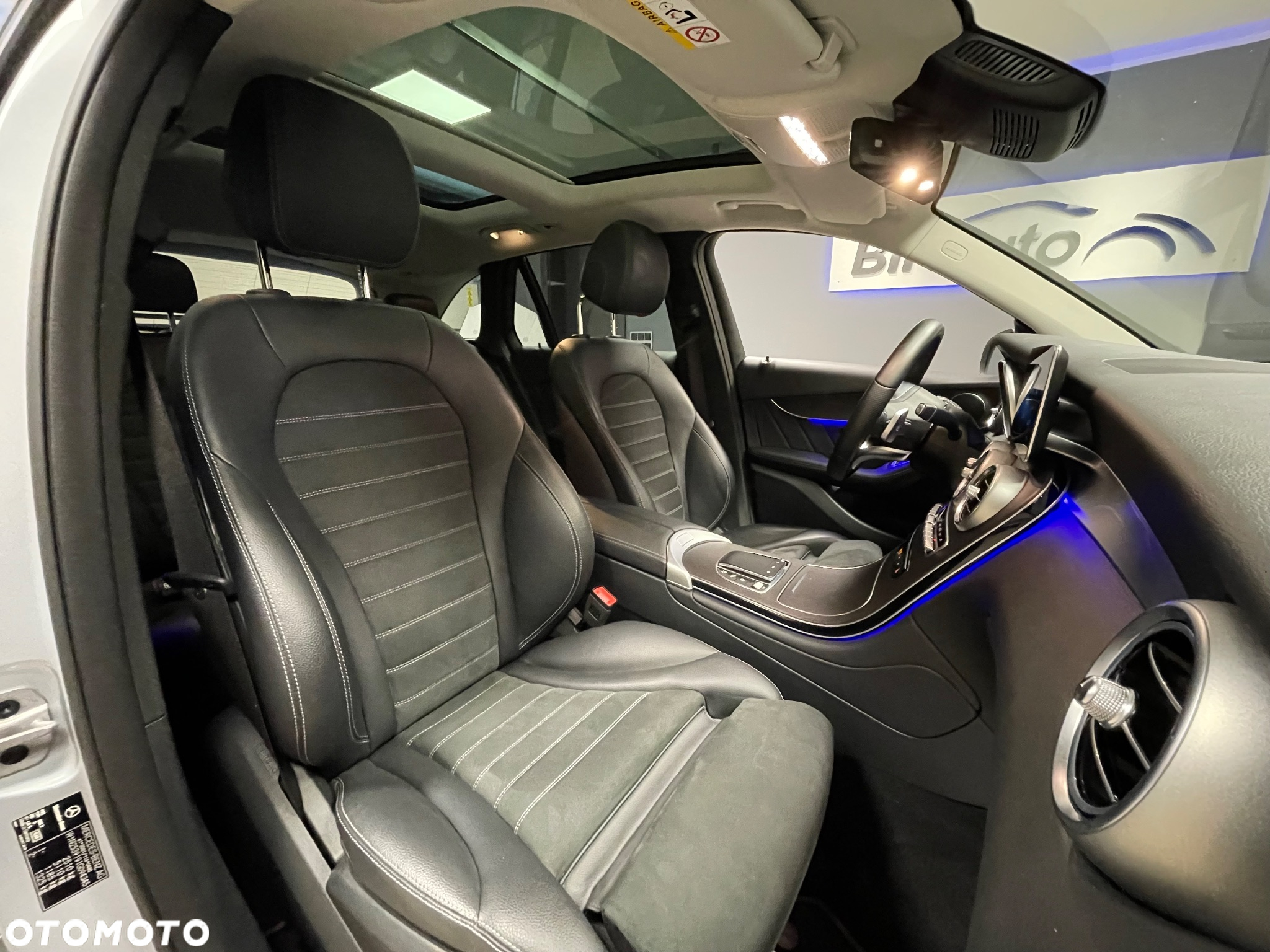 Mercedes-Benz GLC 300 d 4-Matic - 11
