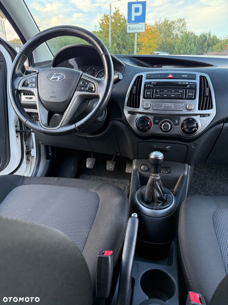 Hyundai i20 - 23