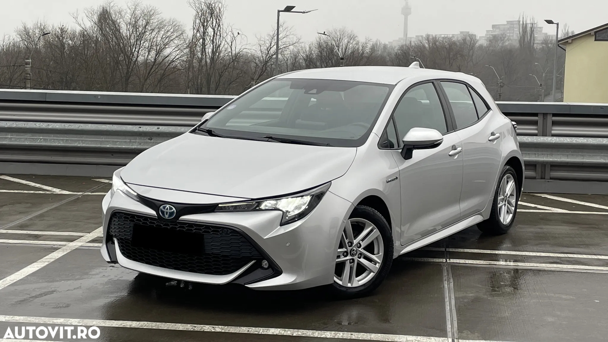 Toyota Corolla 1.8 HSD Dynamic - 2