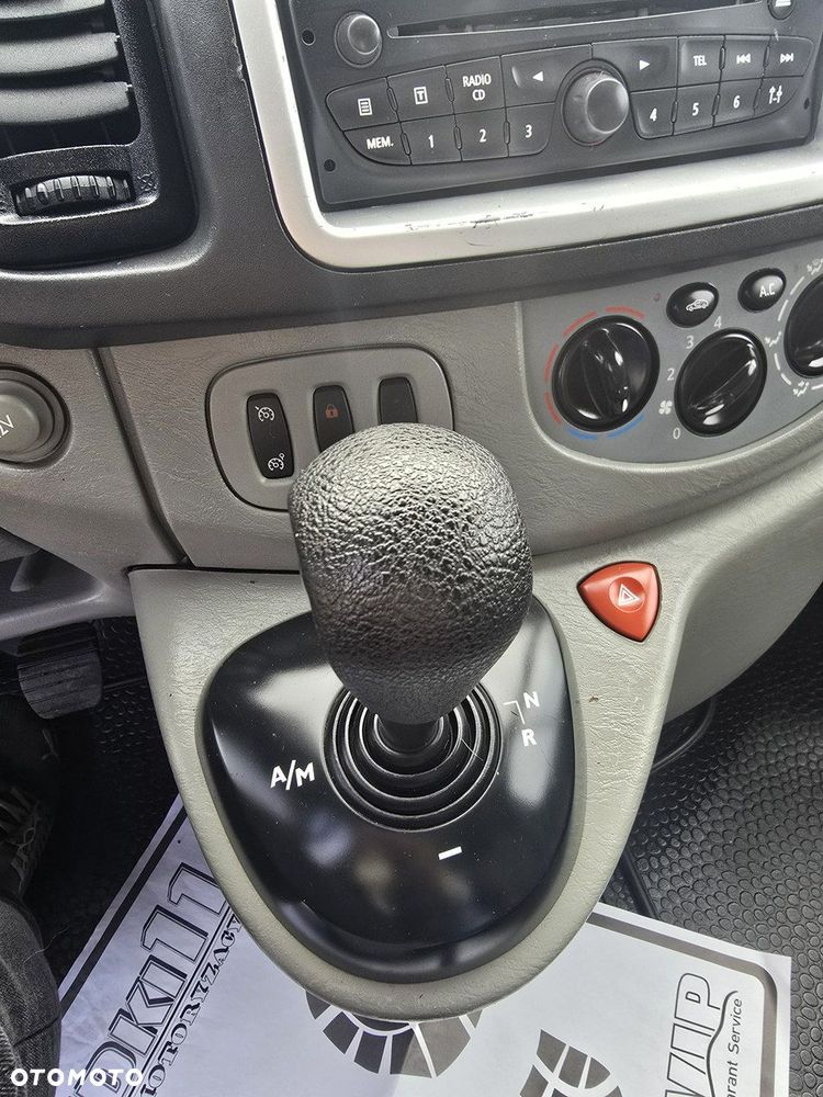 Opel Vivaro - 22
