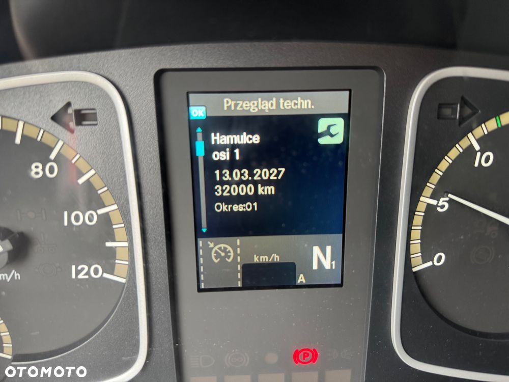 Mercedes-Benz ATEGO - 25
