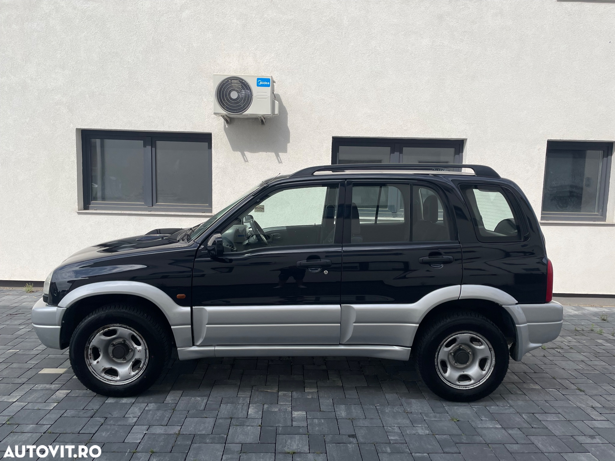Suzuki Grand Vitara 2.0 TD A/C - 9