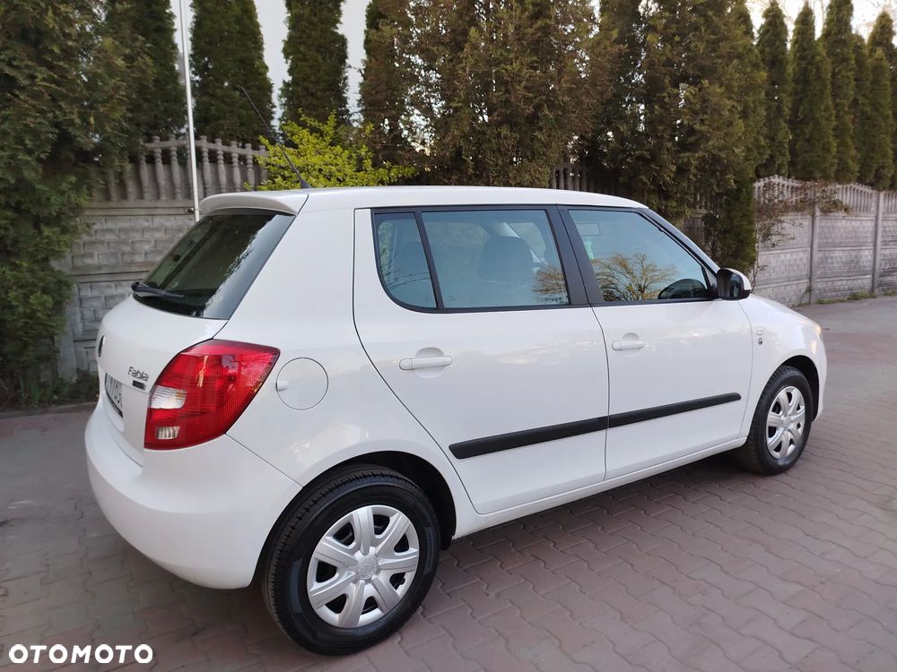 Skoda Fabia 1.2 HTP Active - 5