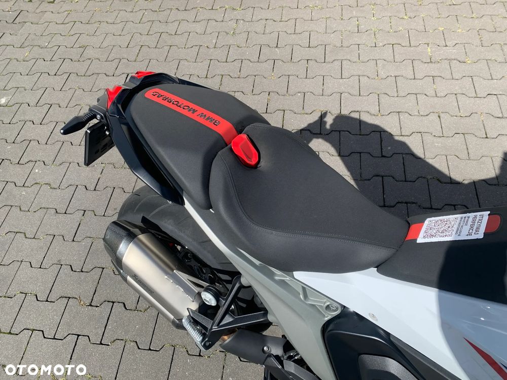 BMW RS - 8