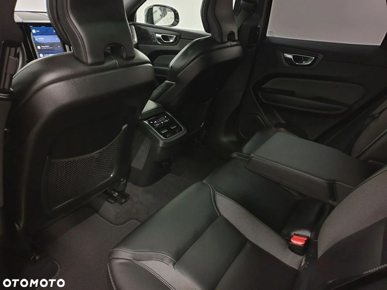 Volvo XC 60 B5 D AWD Geartronic RDesign - 25