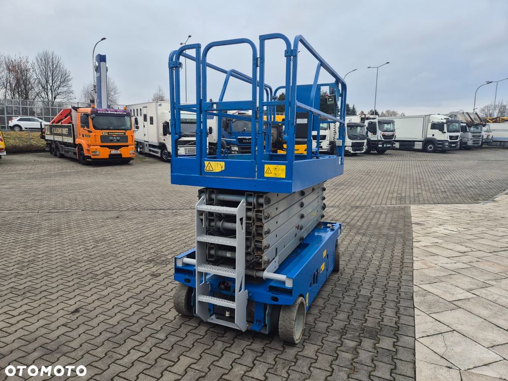 Genie GS 4047 / 1 WŁ / SERWISOWANY / AŻ 13.7M WYSOKOŚĆ / MAX ŁADOWNOŚĆ 350KG / MOŻLIWY TRANSPORT - 9