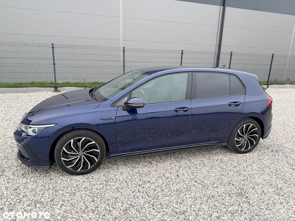Volkswagen Golf 1.5 eTSI OPF DSG R-Line - 11