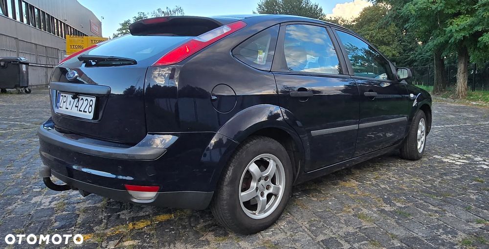 Ford Focus 1.4 Ambiente - 5