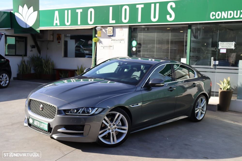 Jaguar XE 2.0 D R-Sport - 2