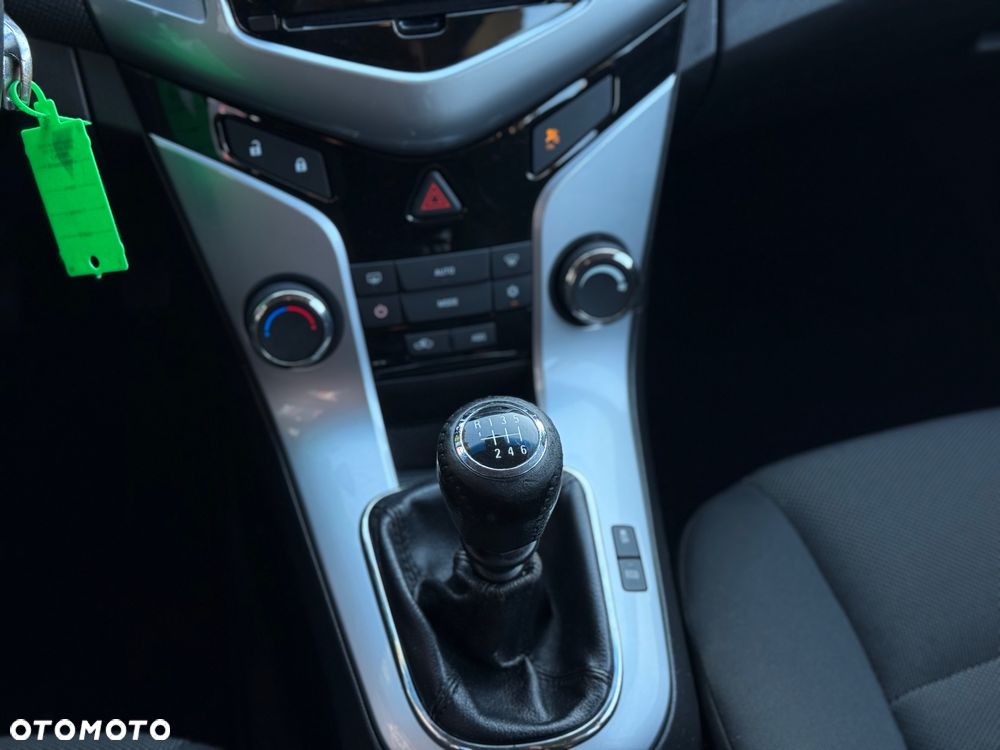 Chevrolet Cruze - 20