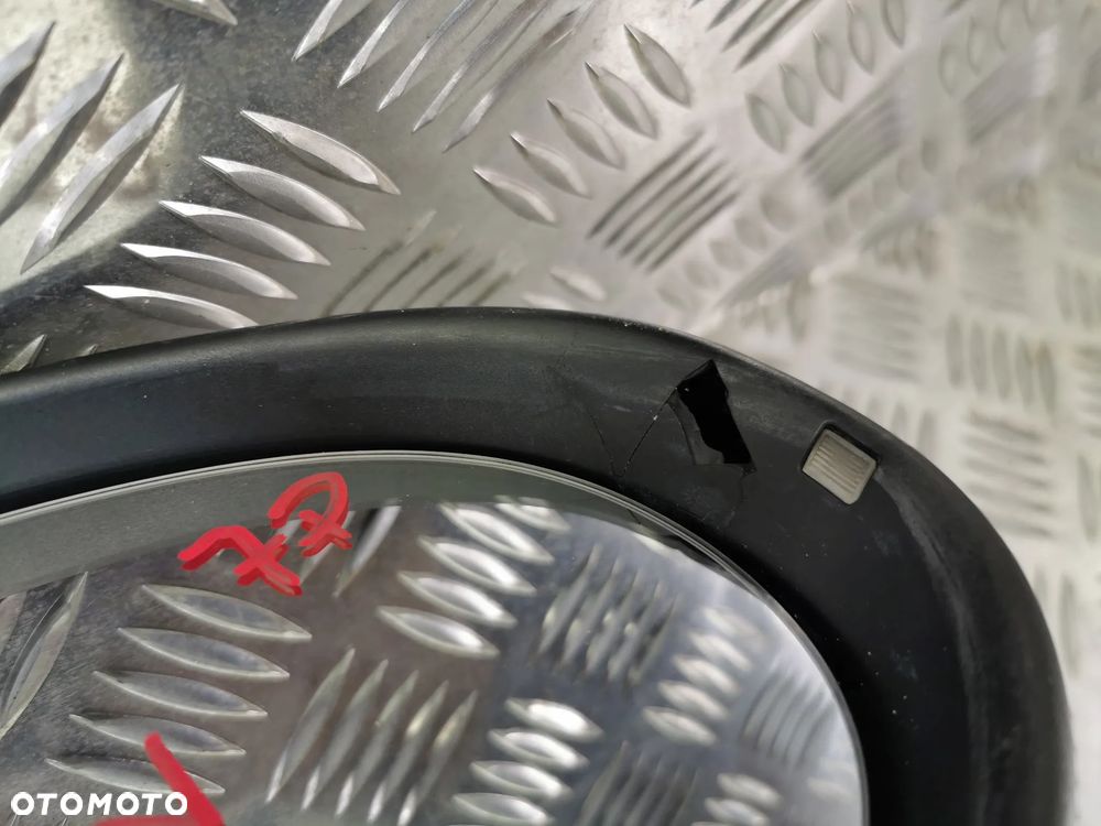 VW TOUAREG 7P 10-18R LUSTERKO PRAWE KAMERA 12 PIN LC9X - 9