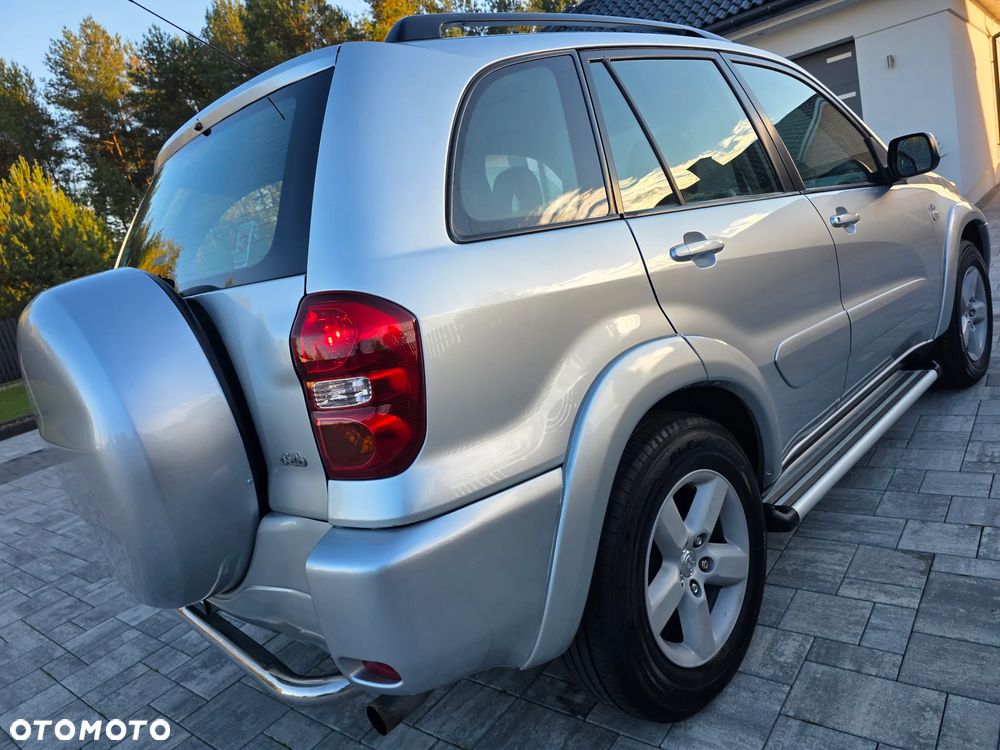 Toyota Rav4 2004 photo 2