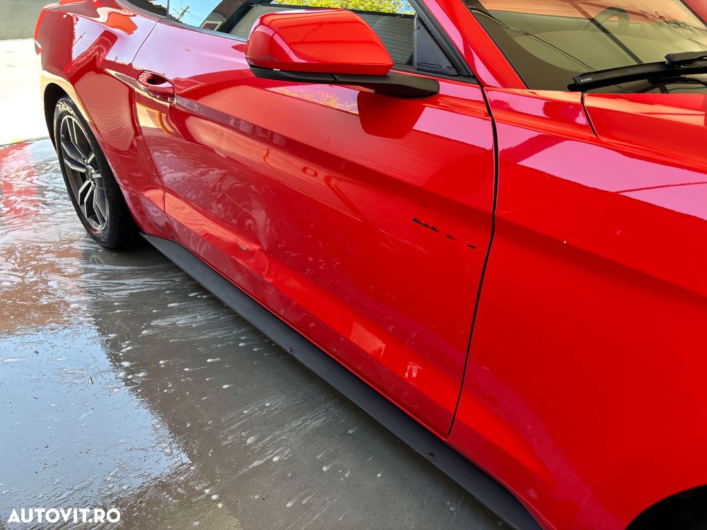 Ford Mustang - 22