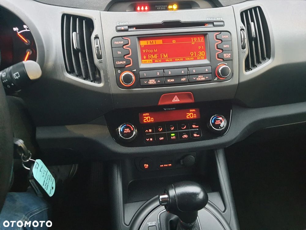 Kia Sportage 2.0 CVVT 2WD Automatik Spirit - 23