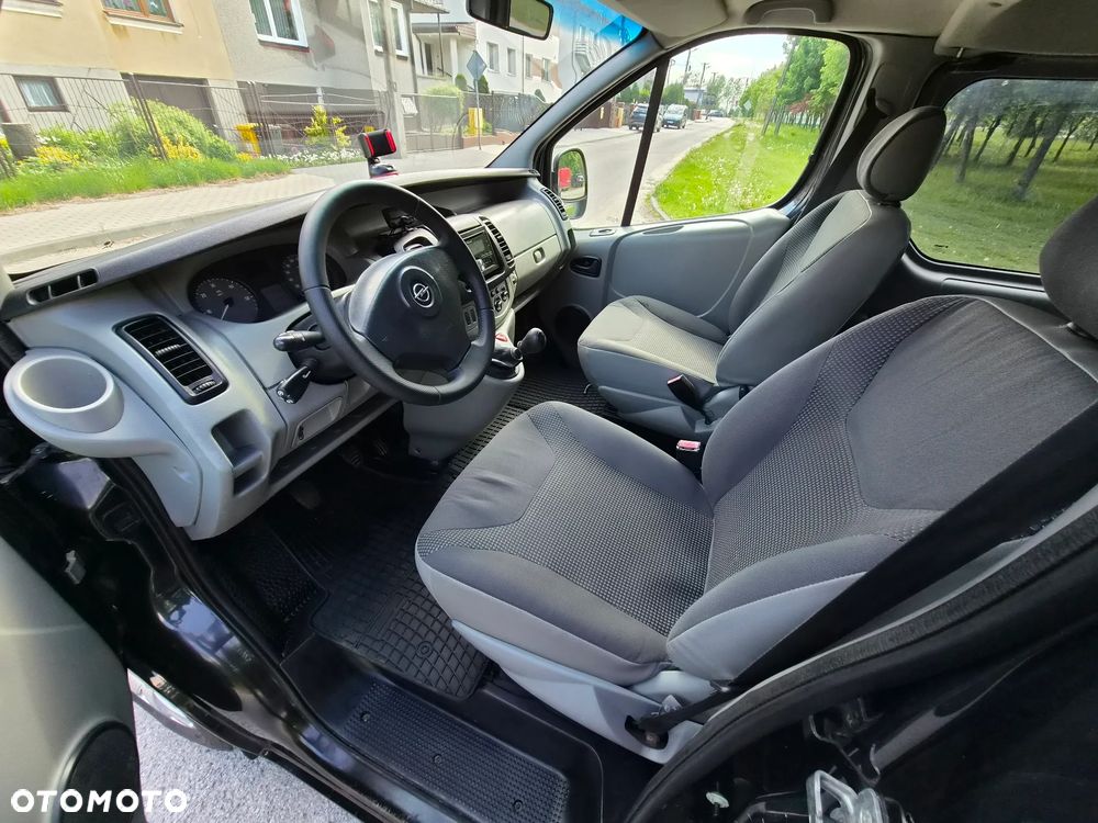 Opel Vivaro - 23
