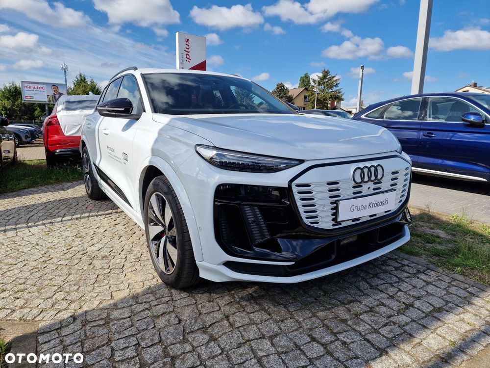 Audi Q6 e-tron - 5
