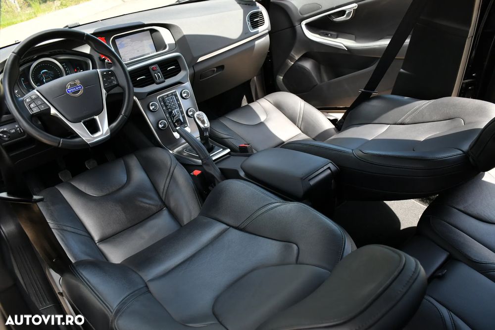 Volvo V40 D2 ECO Summum - 24