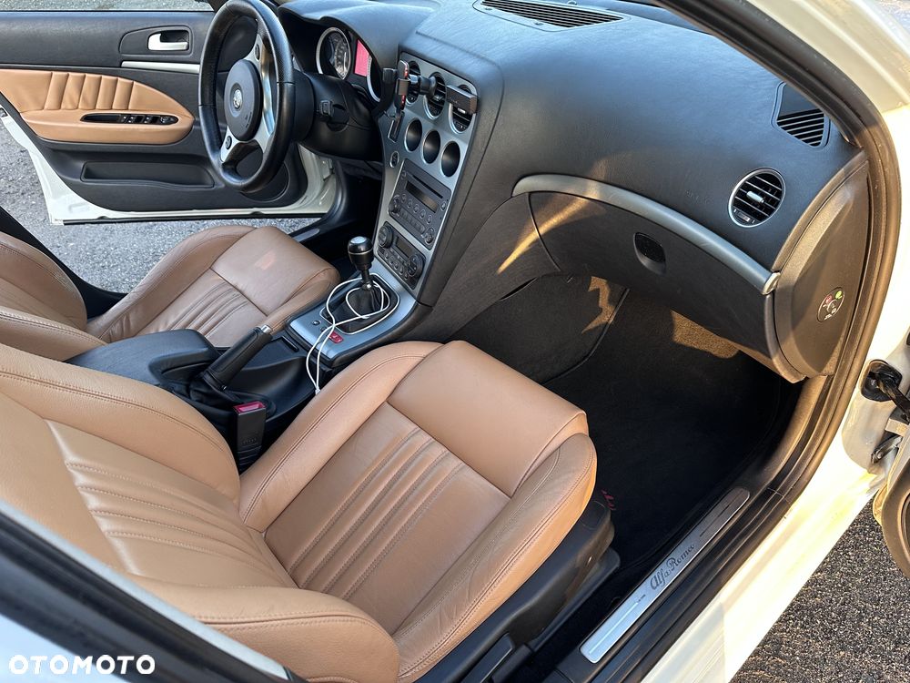 Alfa Romeo 159 2.0 JTDM 16V DPF - 14