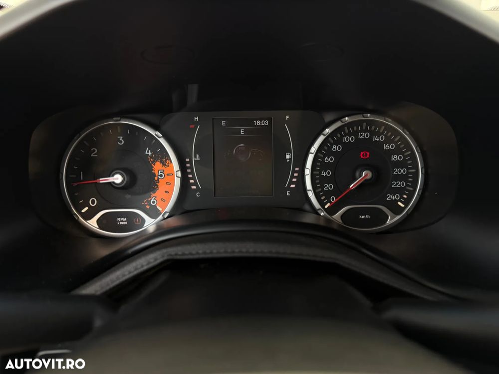Jeep Renegade - 11