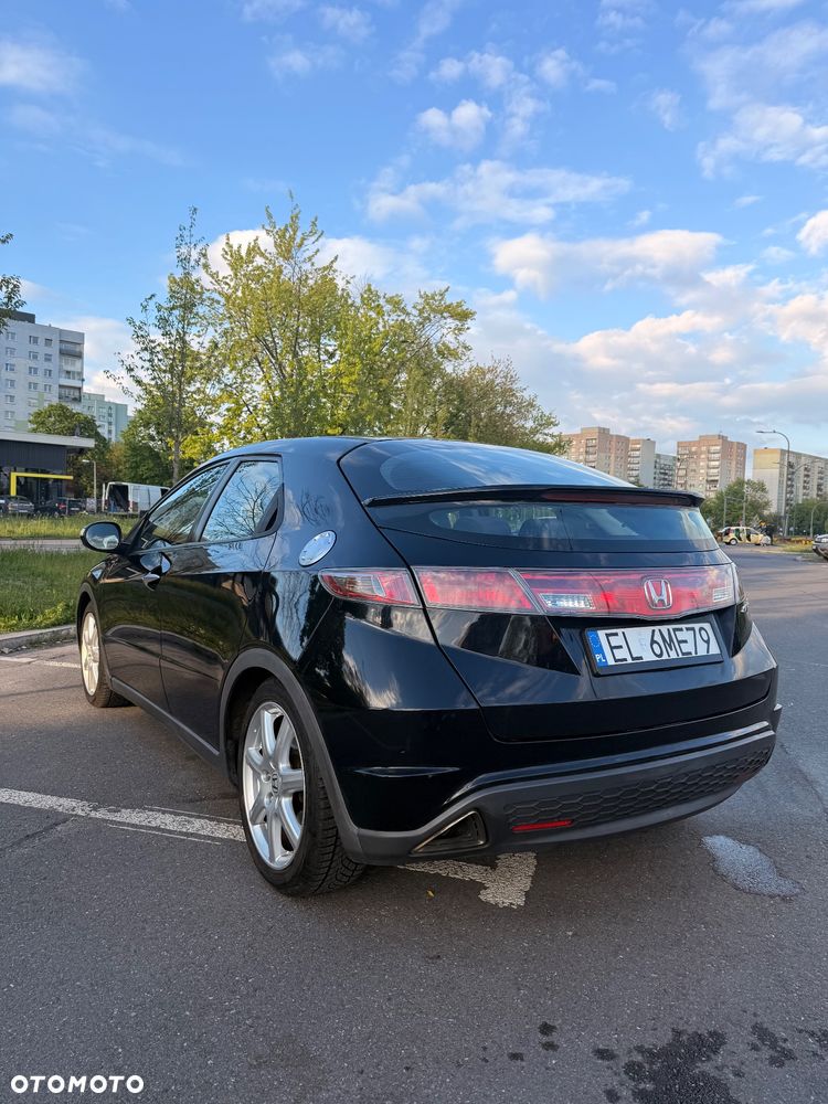 Honda Civic 1.8 Comfort - 4